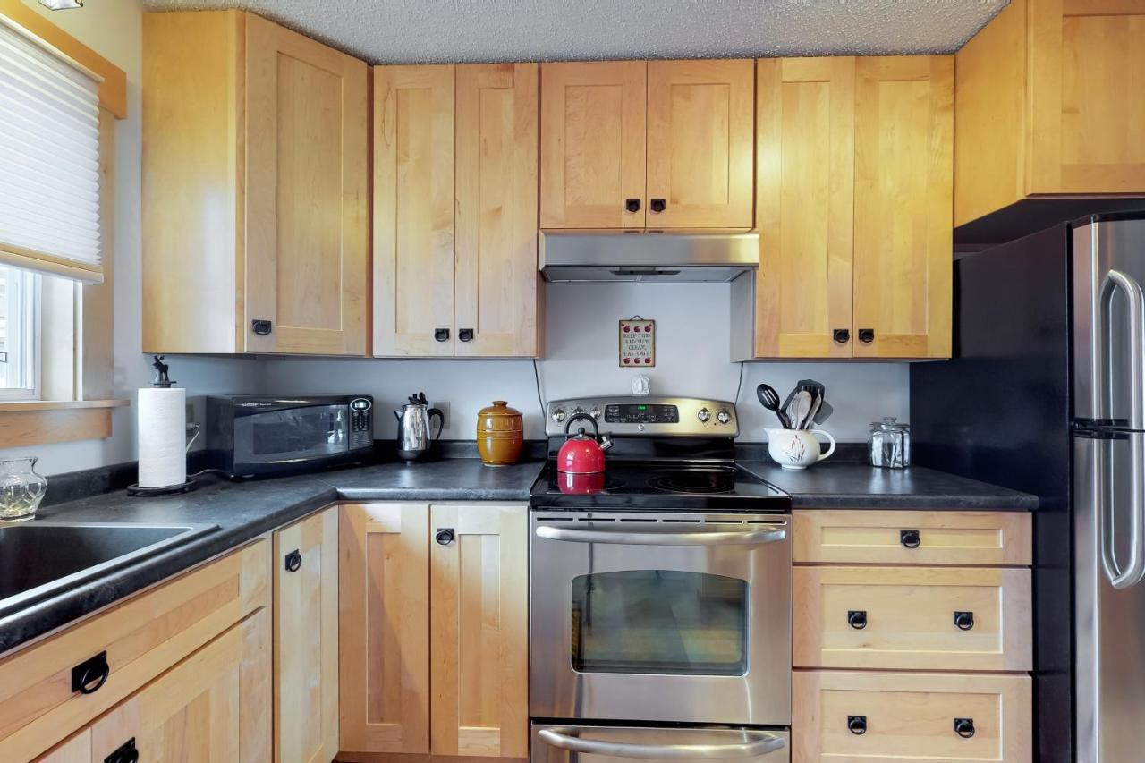 Squaw Village Condo Greenville Room photo